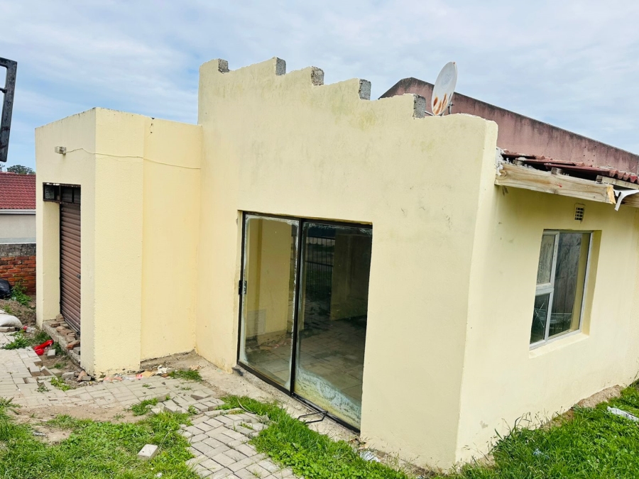 2 Bedroom Property for Sale in Amalinda Eastern Cape